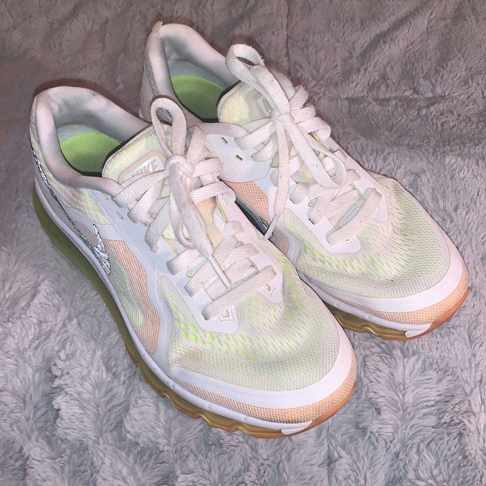 💥WOMEN’S NIKE AIRMAX SNEAKERS 💥